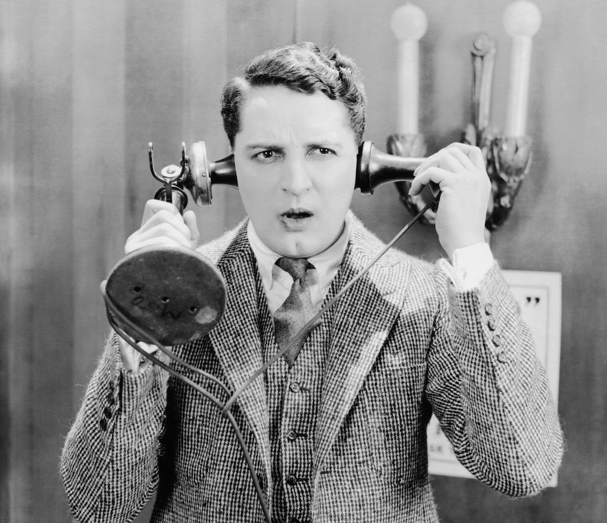 Improving Dialogflow Phone Calls by Adding Noise